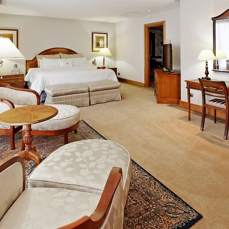 Hotel Plaza Сантяго Екстериор снимка