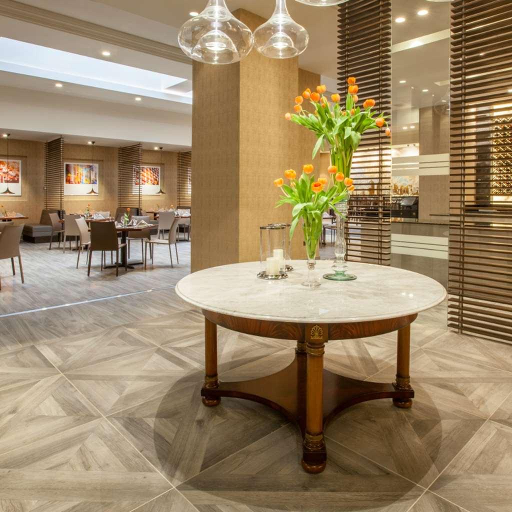 Hotel Plaza Сантяго Ресторант снимка