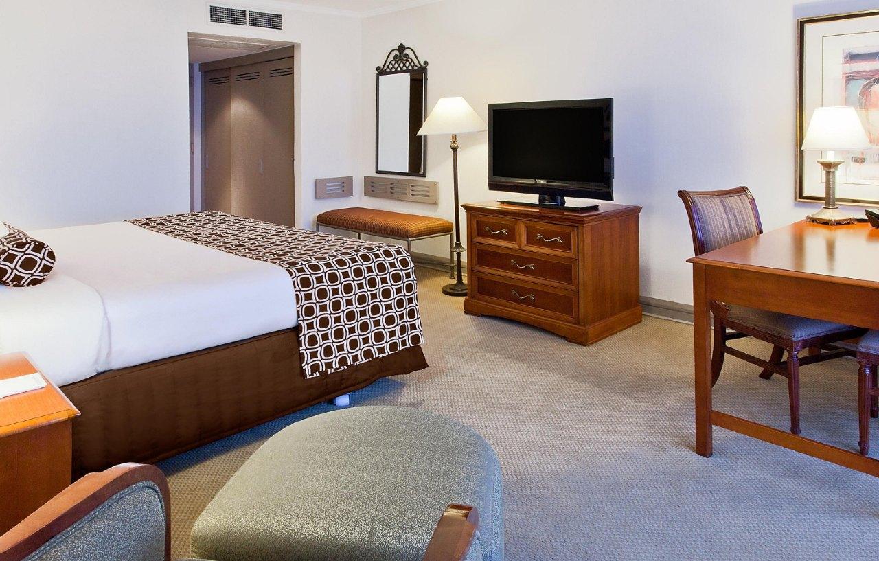 Hotel Plaza Сантяго Екстериор снимка